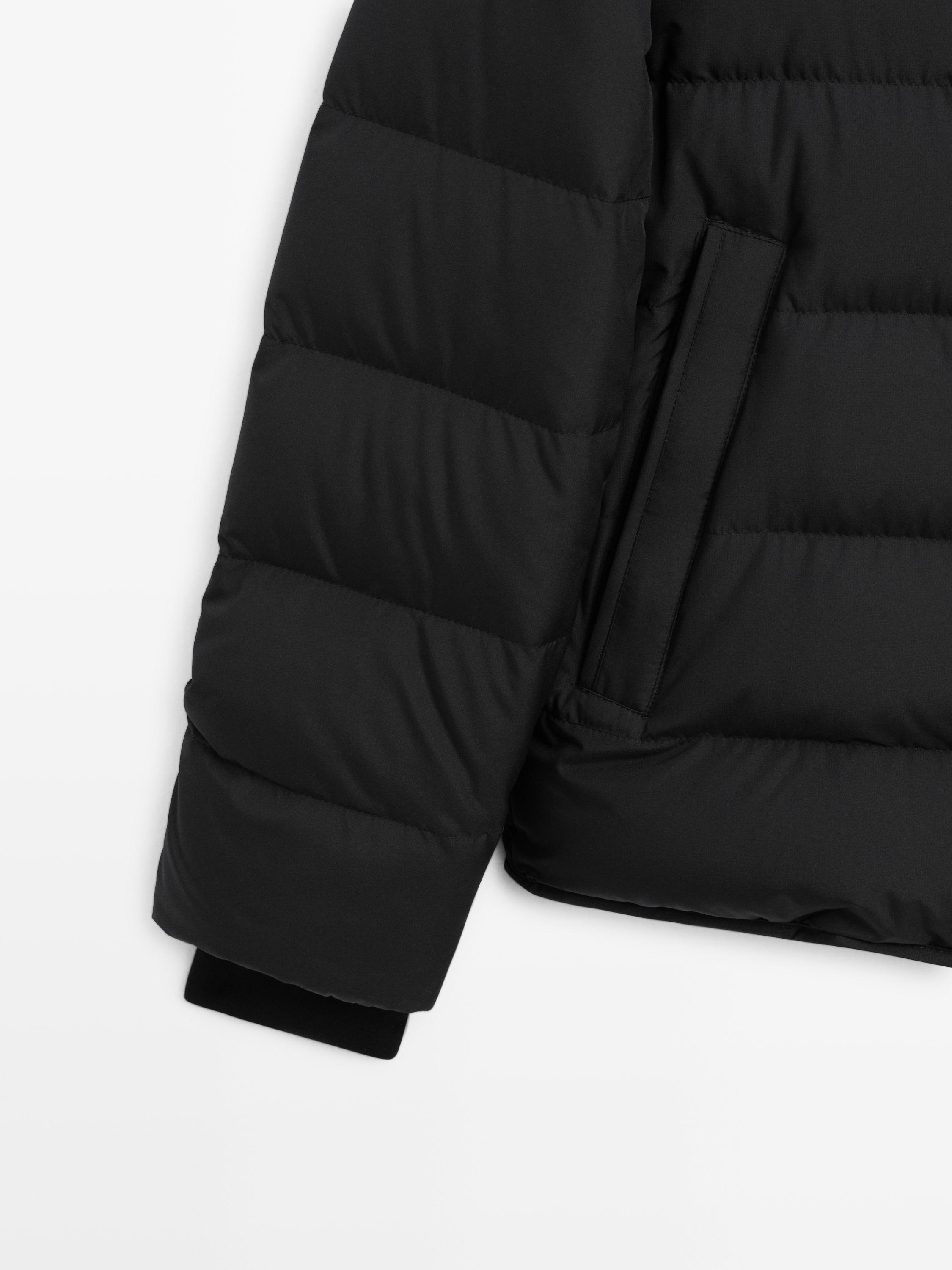 Water-repellent puffer jacket with down blend